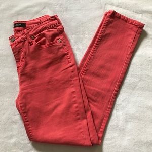 Liverpool Cuff Crop Stretch Skinny Jeans